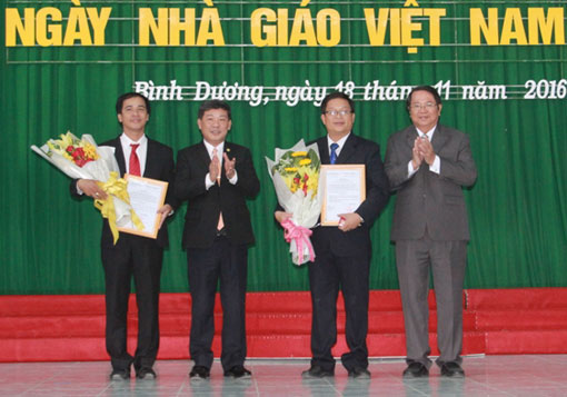 Theo Báo Bình Dương: "Đại học Thủ Dầu Một Họp mặt kỷ niệm Ngày Nhà giáo Việt Nam (20-11)"